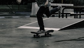 九游官方入口-跨越次元的王者加冕，当Doinb的二十场高光遇见皇家马德里的极限挑战